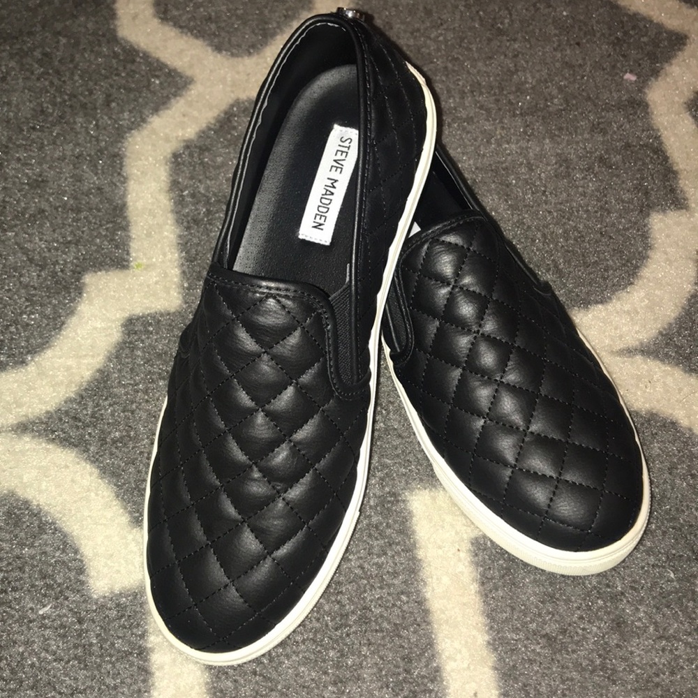 Size 10 Steve Madden leather sneakers